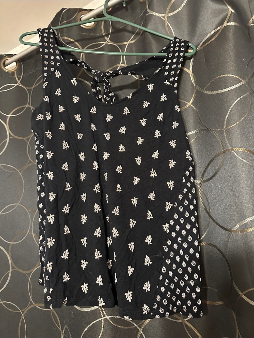 Old Navy Black and White Mixed-Print Tie-Back Camisole